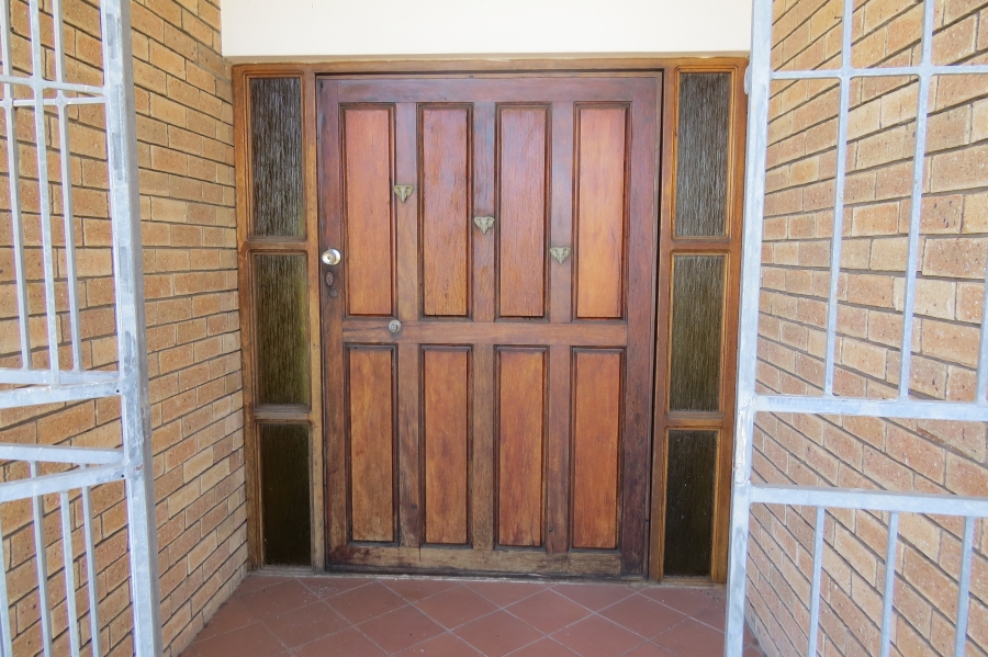 3 Bedroom Property for Sale in Stilbaai Wes Western Cape
